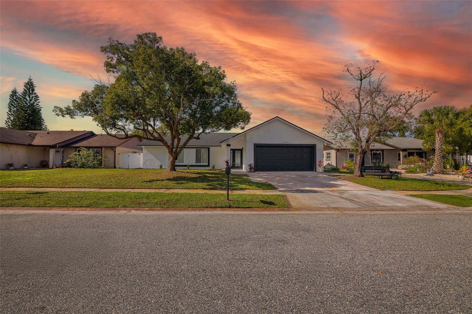 SKY LAKE SOUTH - Residential