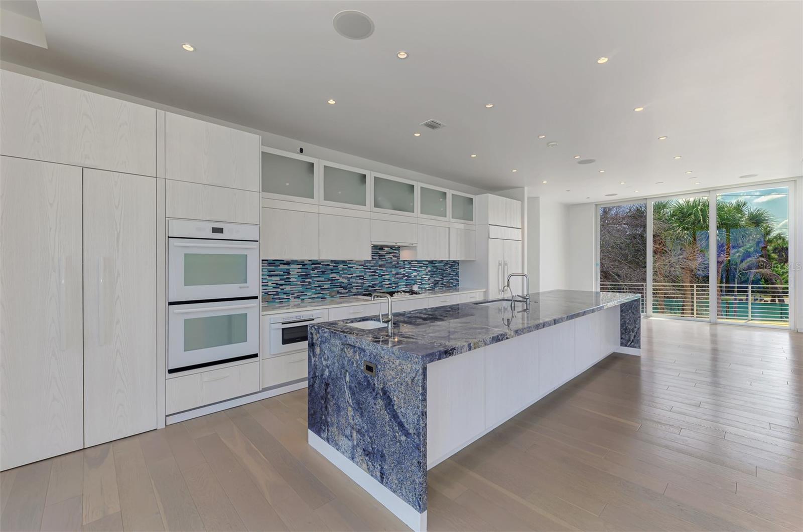 MANASOTA KEY - Residential