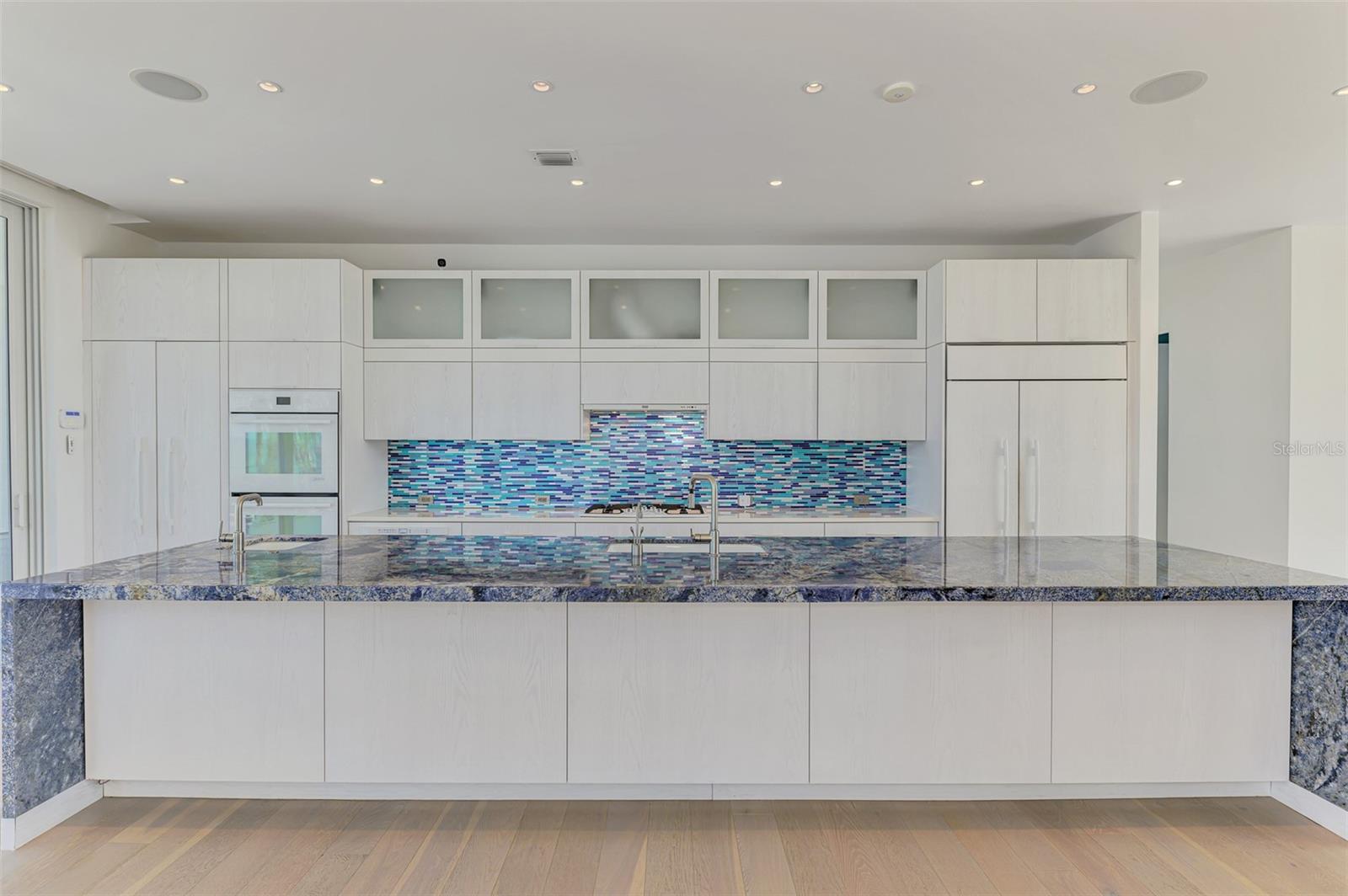 MANASOTA KEY - Residential