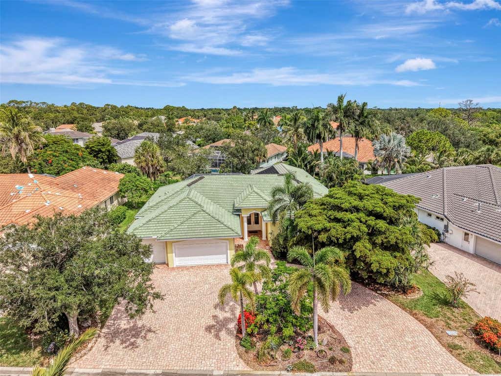 Photo of 4708 Sweetmeadow Circle, Sarasota, FL 34238 (MLS # A4700233)