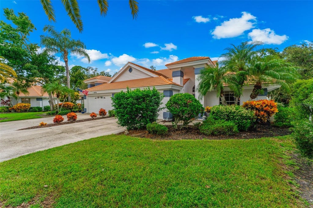 Photo of 6724 Approach Road #3, Sarasota, FL 34238 (MLS # A4706950)
