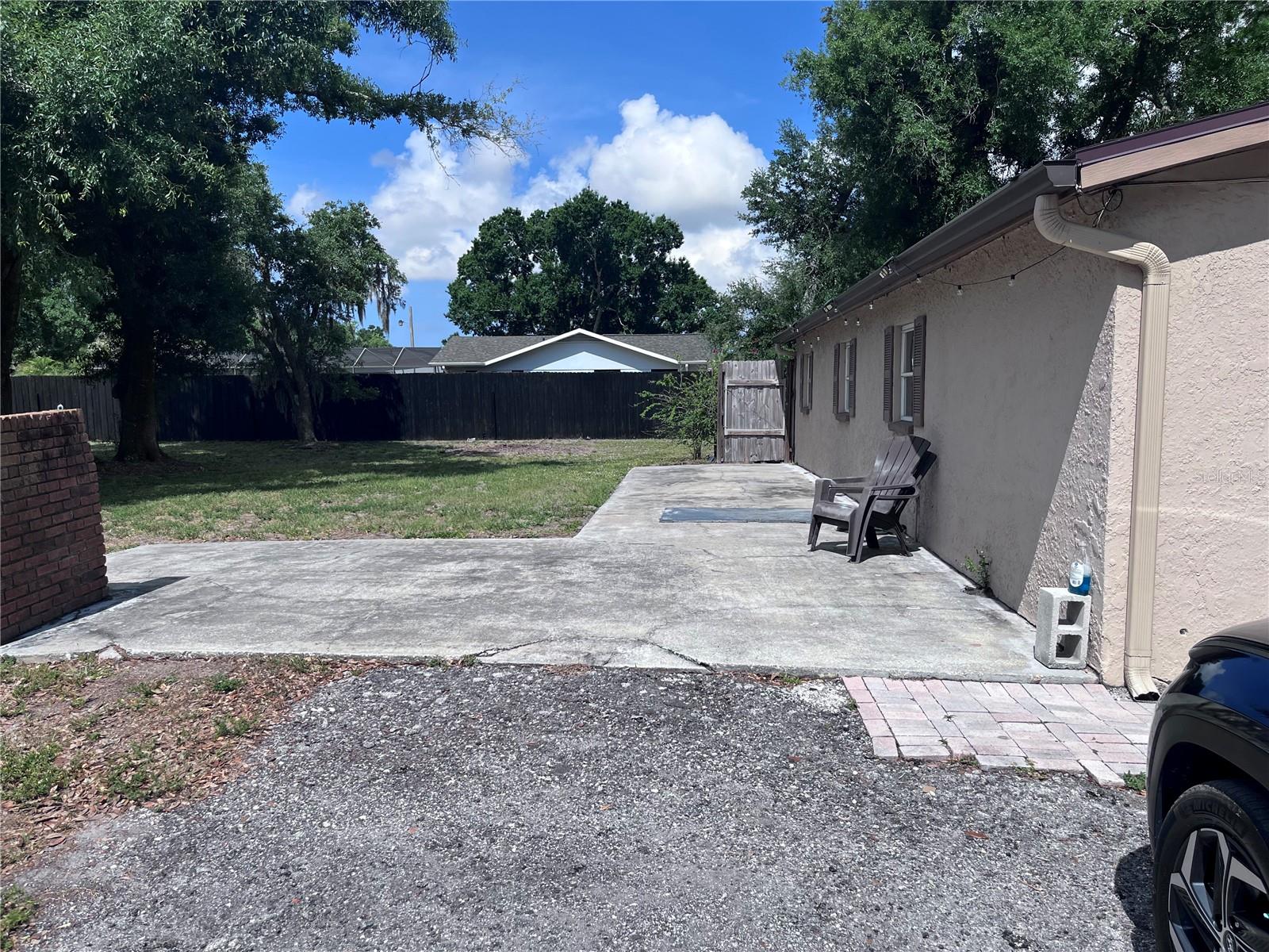DUDE RANCH ACRES - Residential Lease
