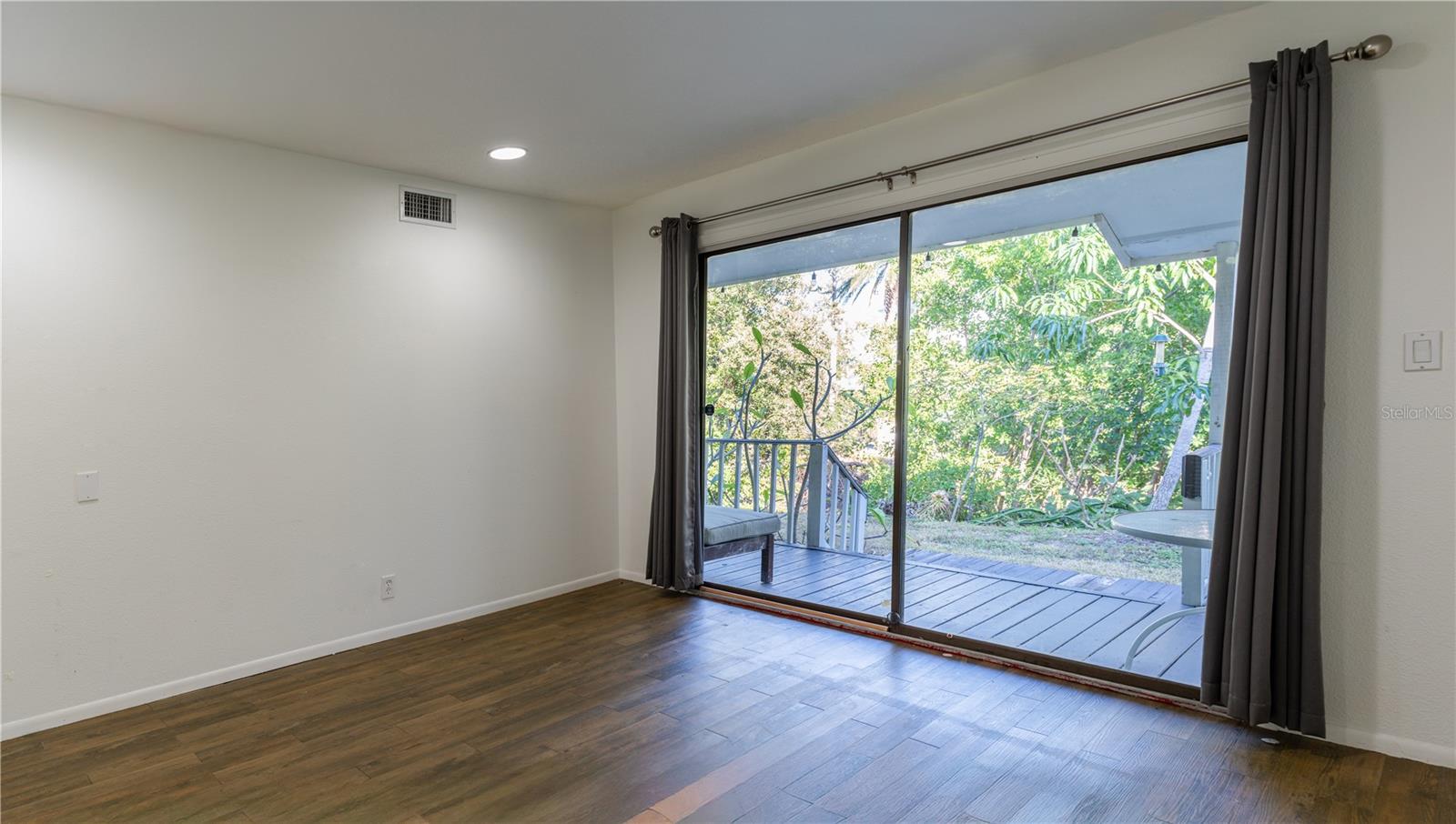 SIESTA REV OF - Residential