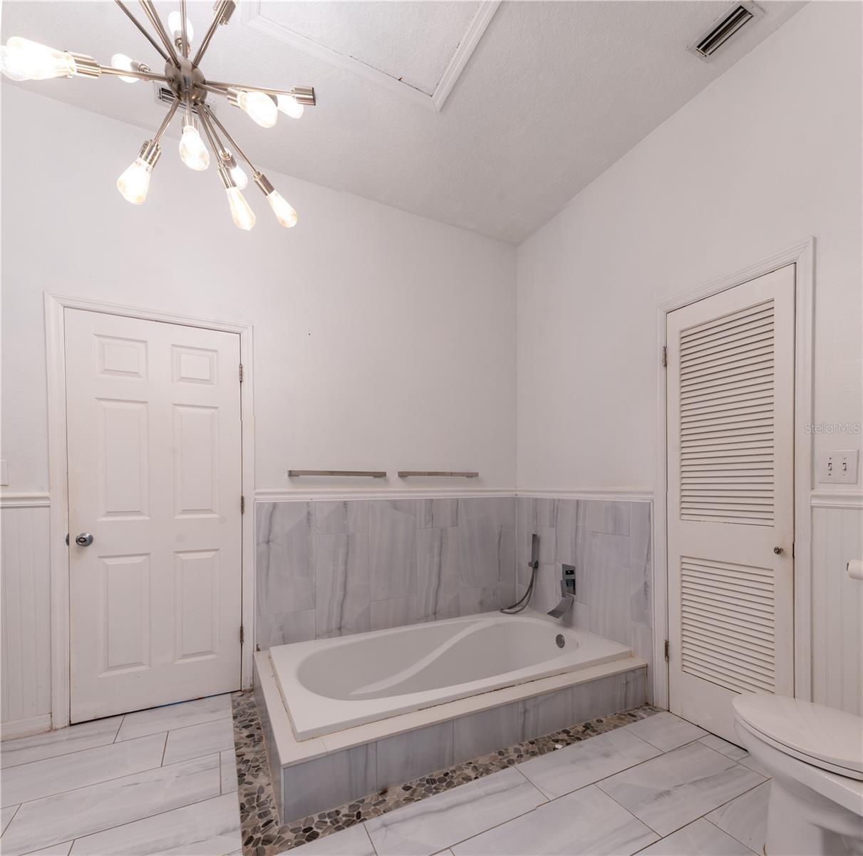 SIESTA REV OF - Residential