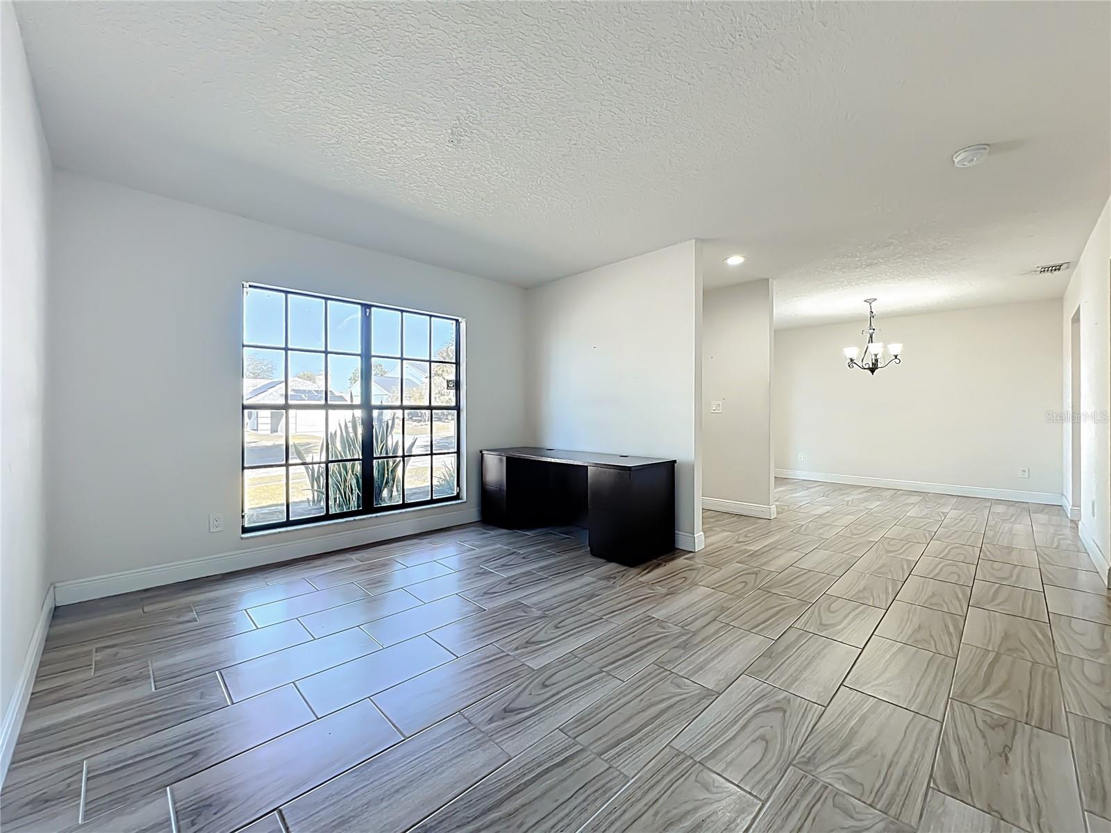 2823 SAINT CLAIR COURT