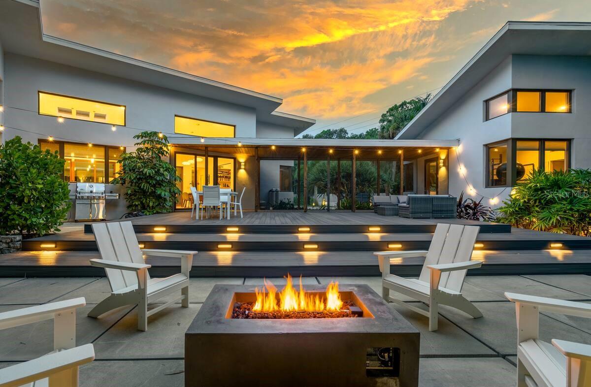 SAPPHIRE SHORES - Residential