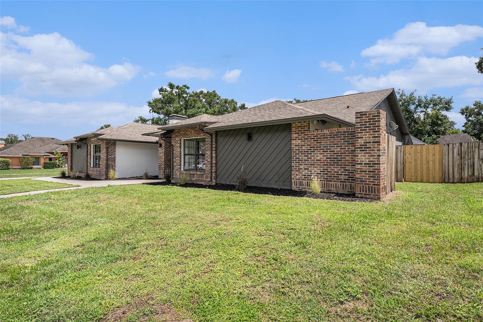 513 SPORTSMAN PARK DRIVE