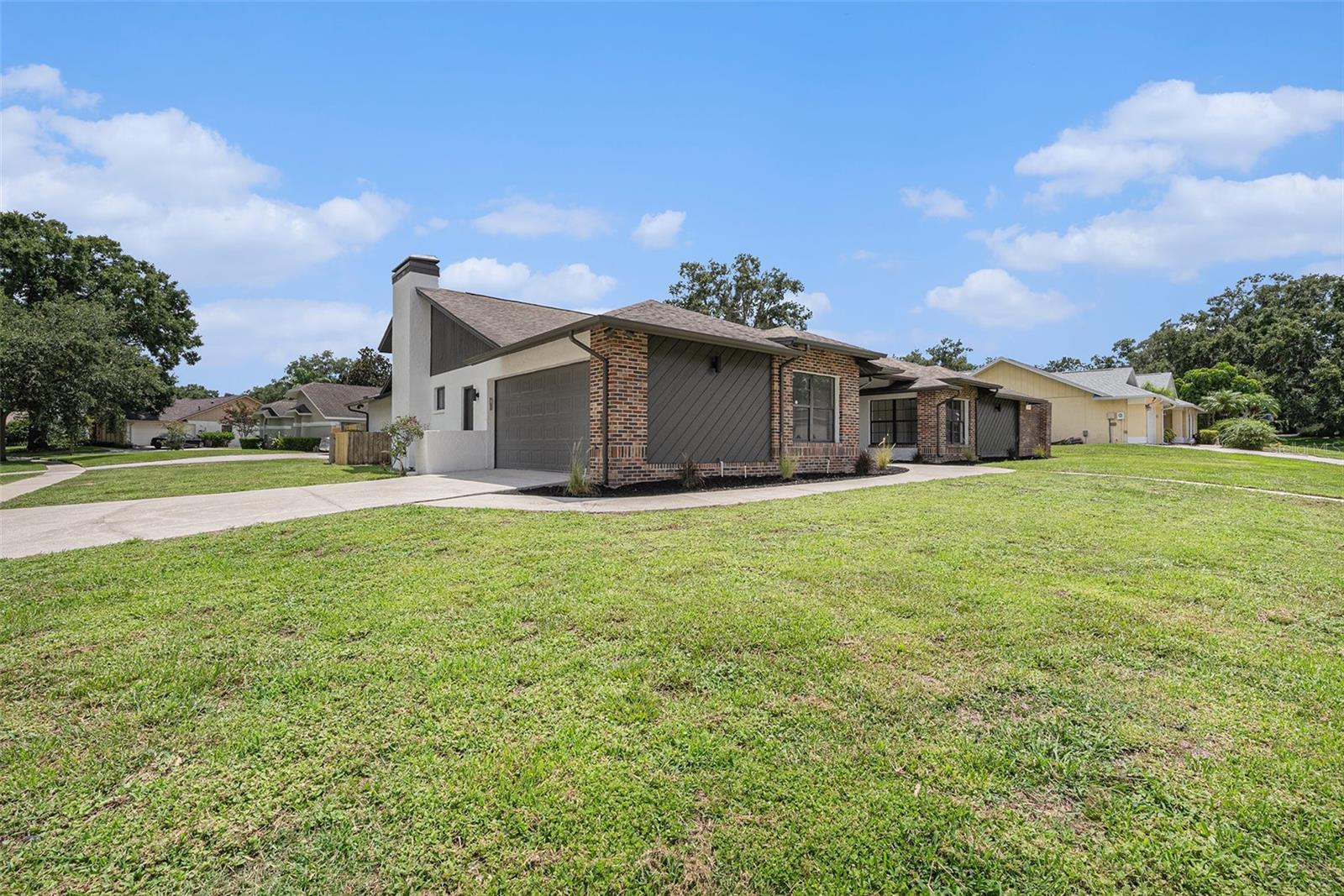 513 SPORTSMAN PARK DRIVE