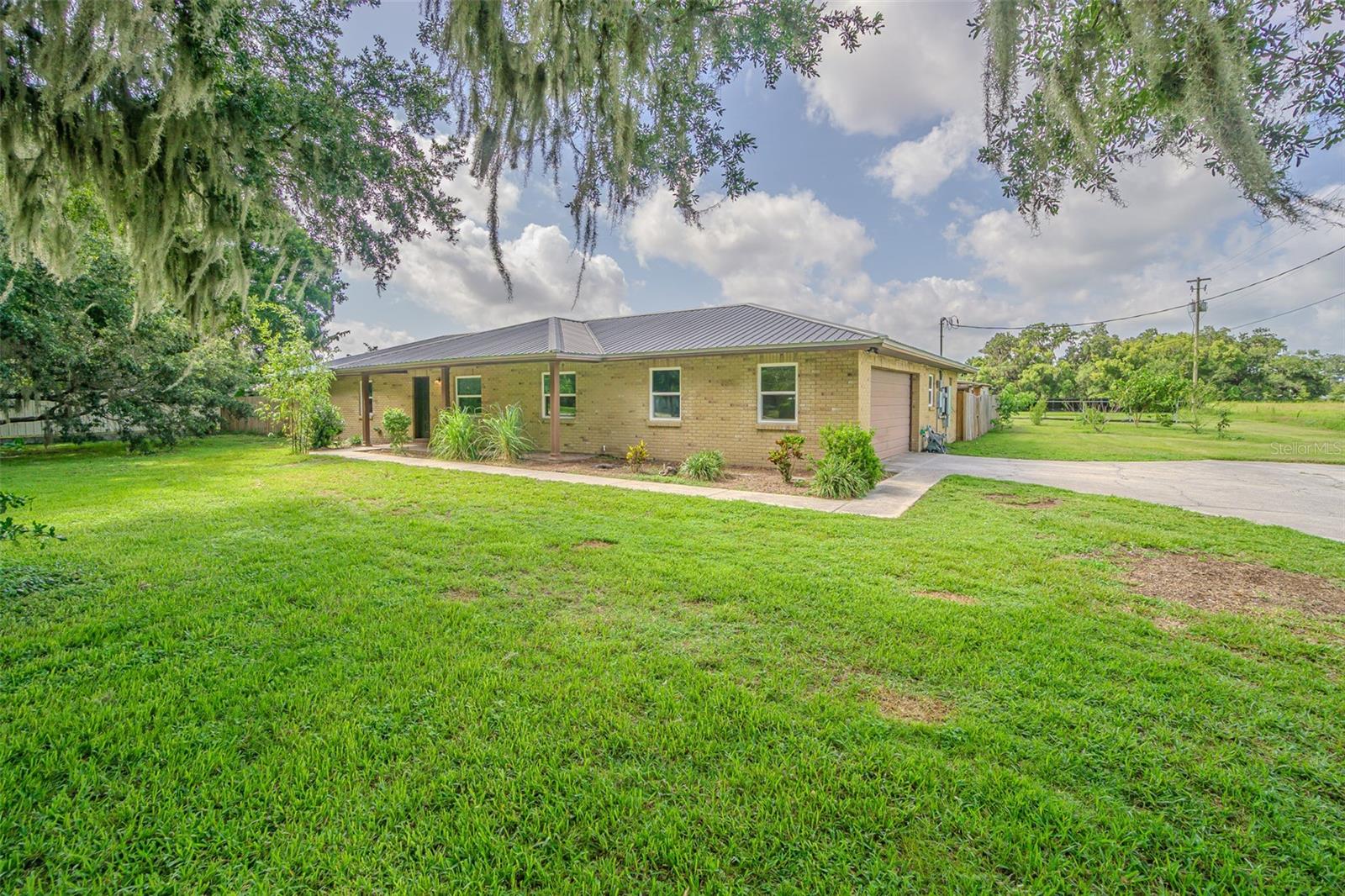 3505 MEDULLA ROAD