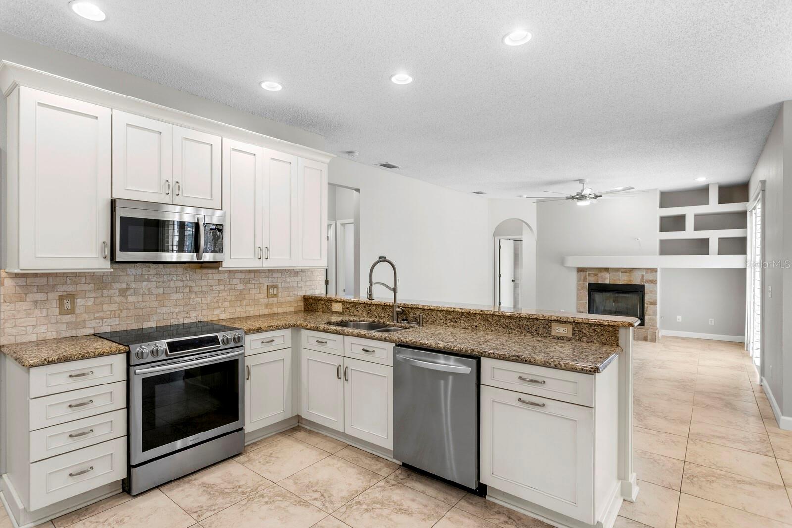 HUNTERS GREEN PRCL 14A PHAS - Residential