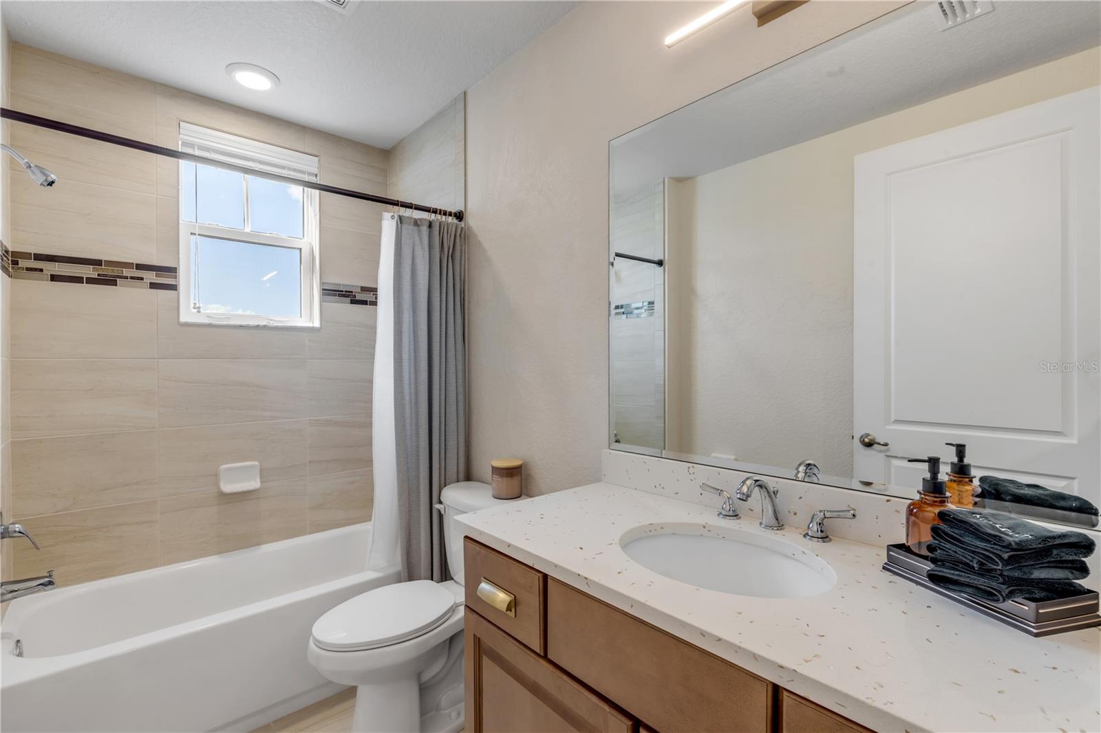 RIVERWALK/CORONADO ISLAND-BLDG - Residential