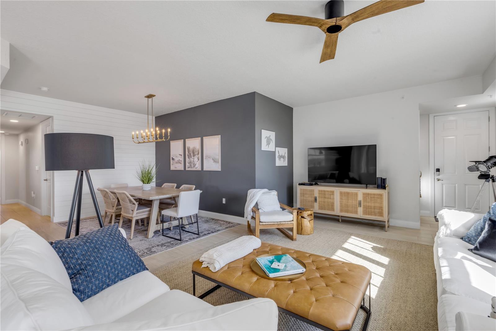 RIVERWALK/CORONADO ISLAND-BLDG - Residential