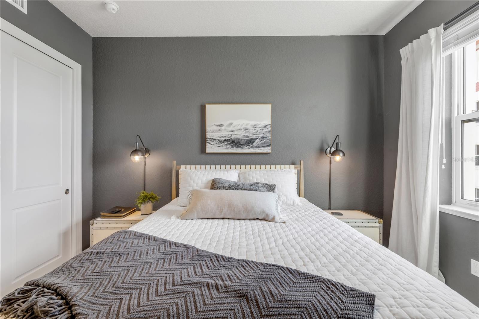 RIVERWALK/CORONADO ISLAND-BLDG - Residential