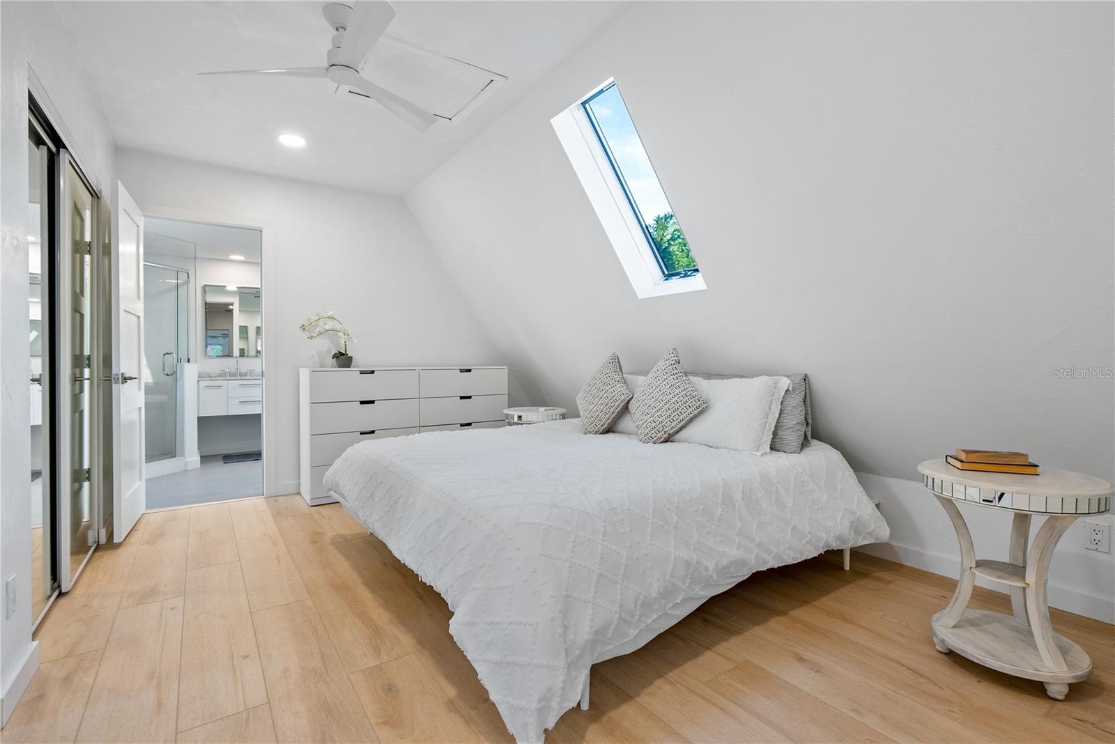 HIGH POINT CIRCLE - Residential Lease