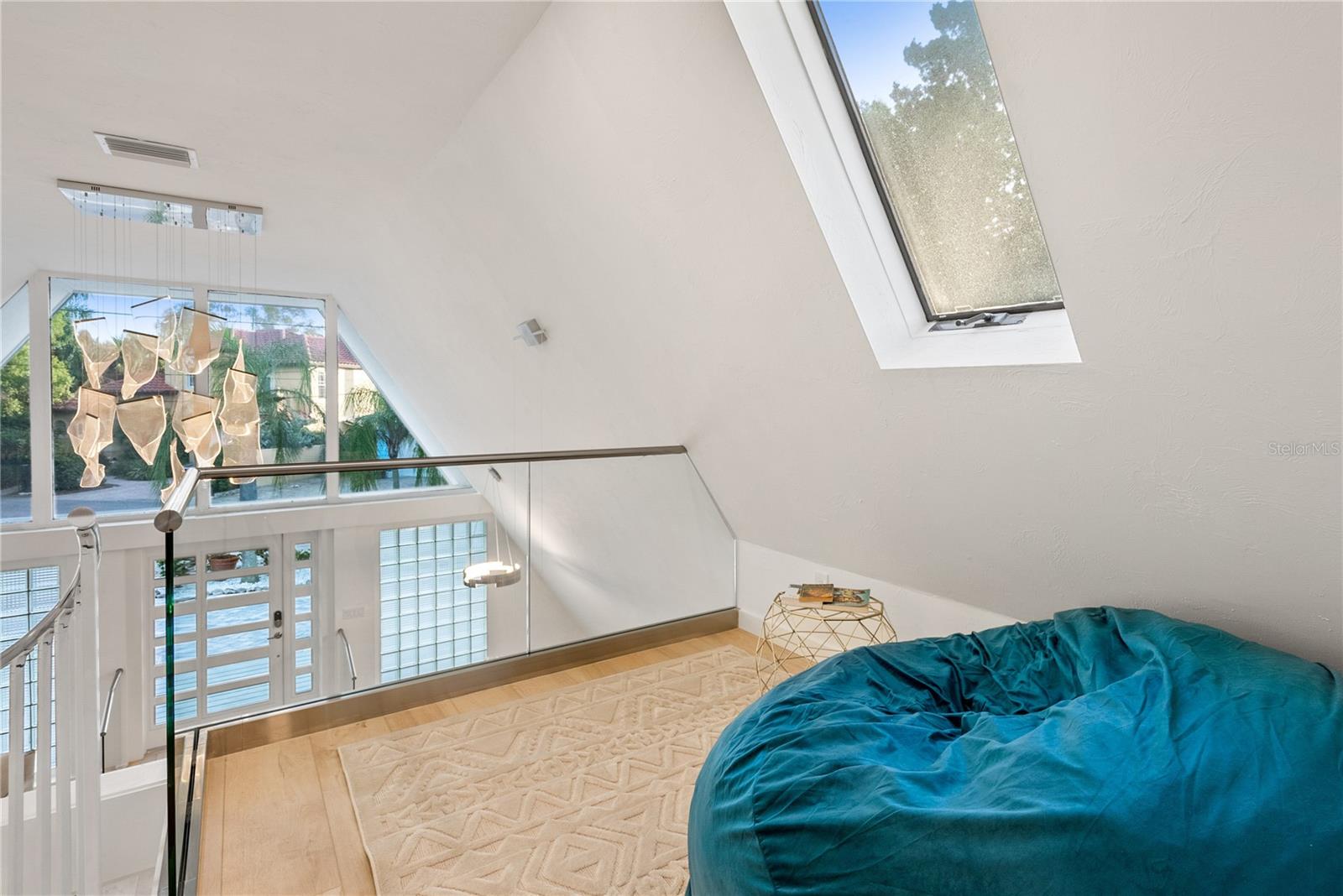 HIGH POINT CIRCLE - Residential Lease