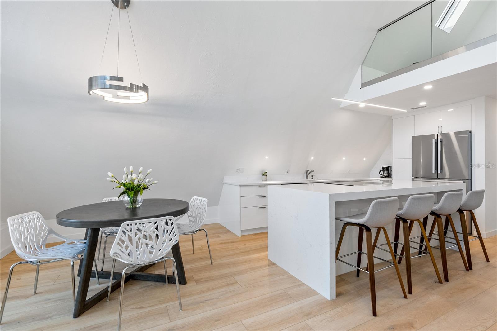 HIGH POINT CIRCLE - Residential Lease