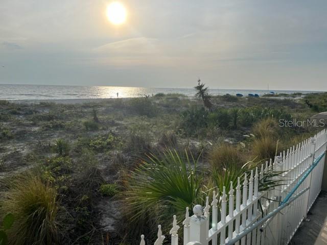 DEL MAR WEST CONDO - Residential