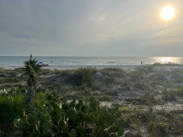 DEL MAR WEST CONDO - Residential