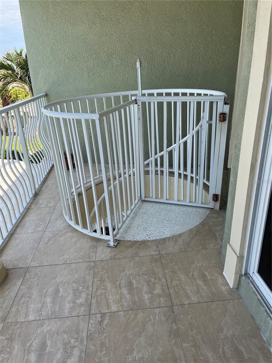 DEL MAR WEST CONDO - Residential