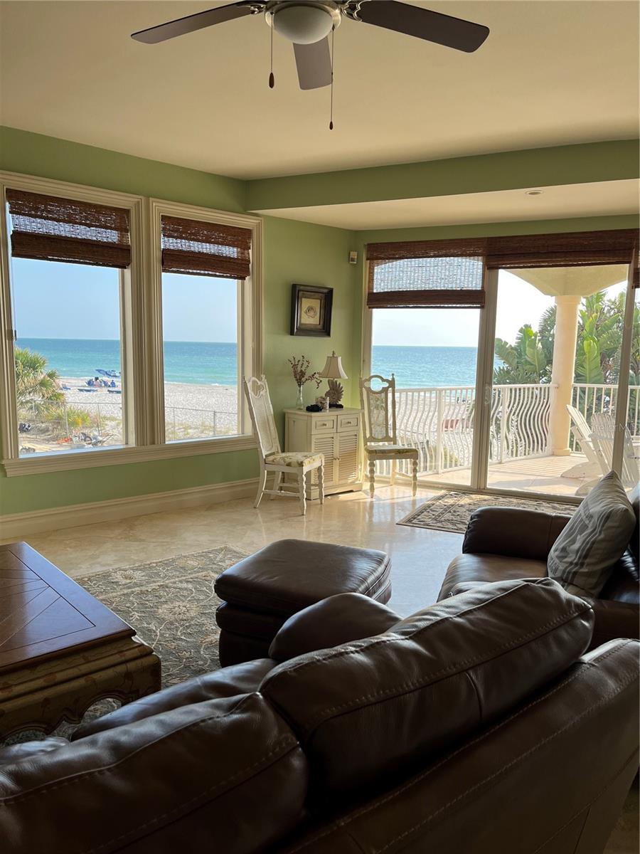 DEL MAR WEST CONDO - Residential