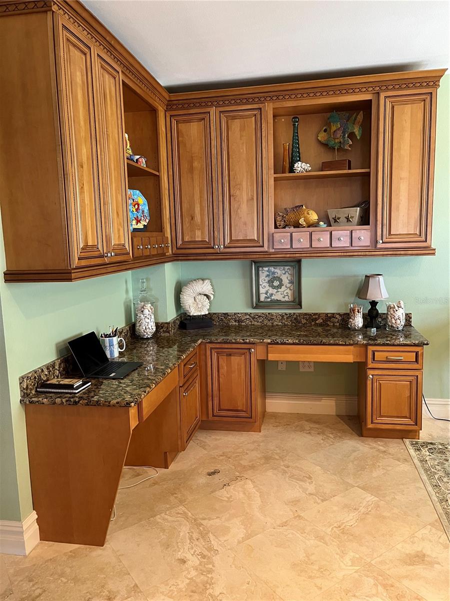 DEL MAR WEST CONDO - Residential