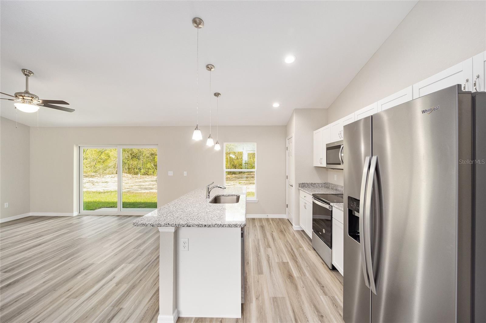 RAINBOW LAKES ESTATE - Residential