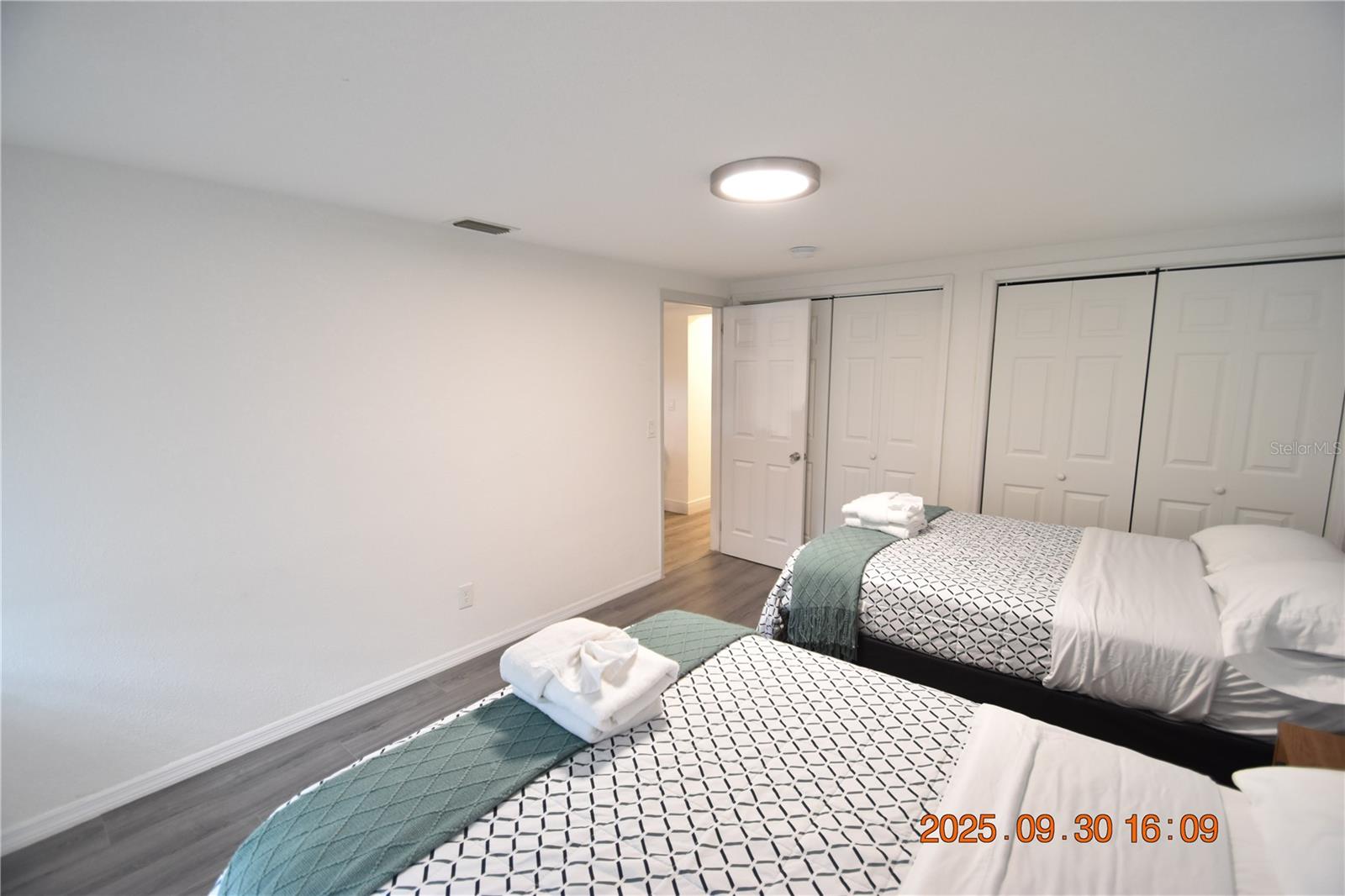 BIG ACRES - Residential Lease