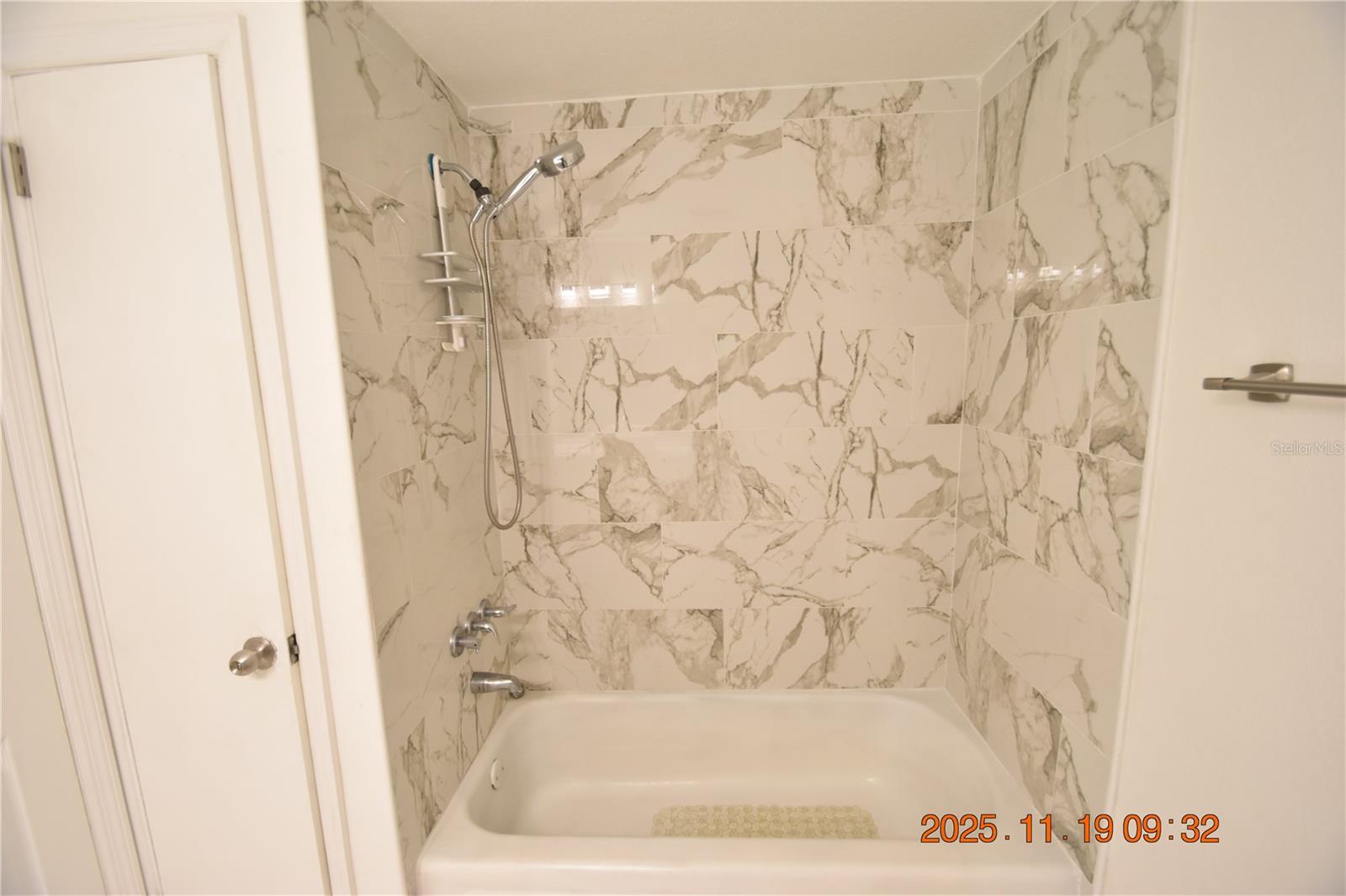 BIG ACRES - Residential Lease