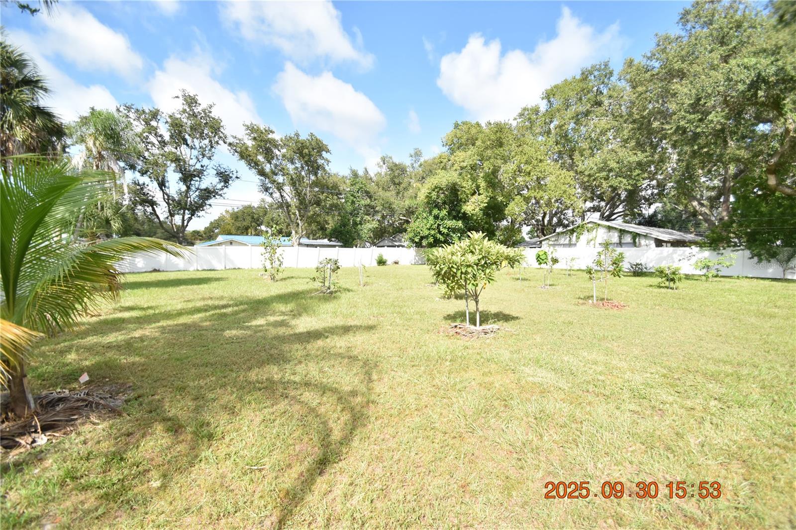 BIG ACRES - Residential Lease