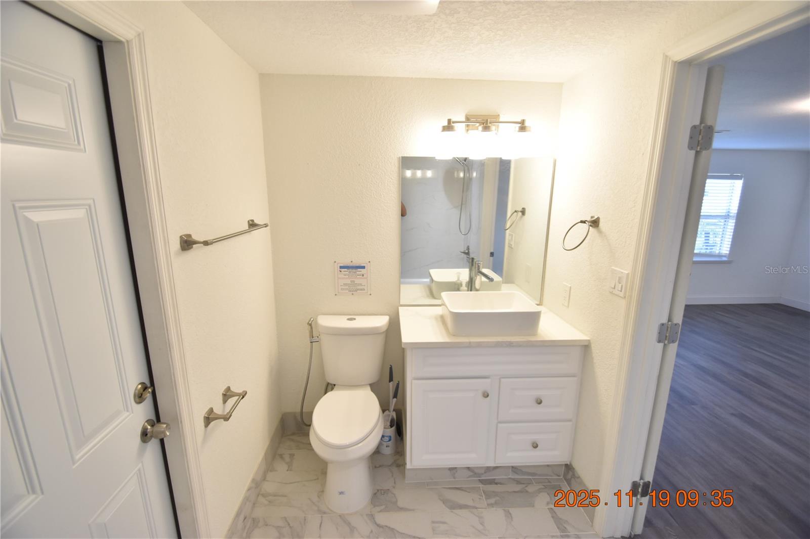 BIG ACRES - Residential Lease