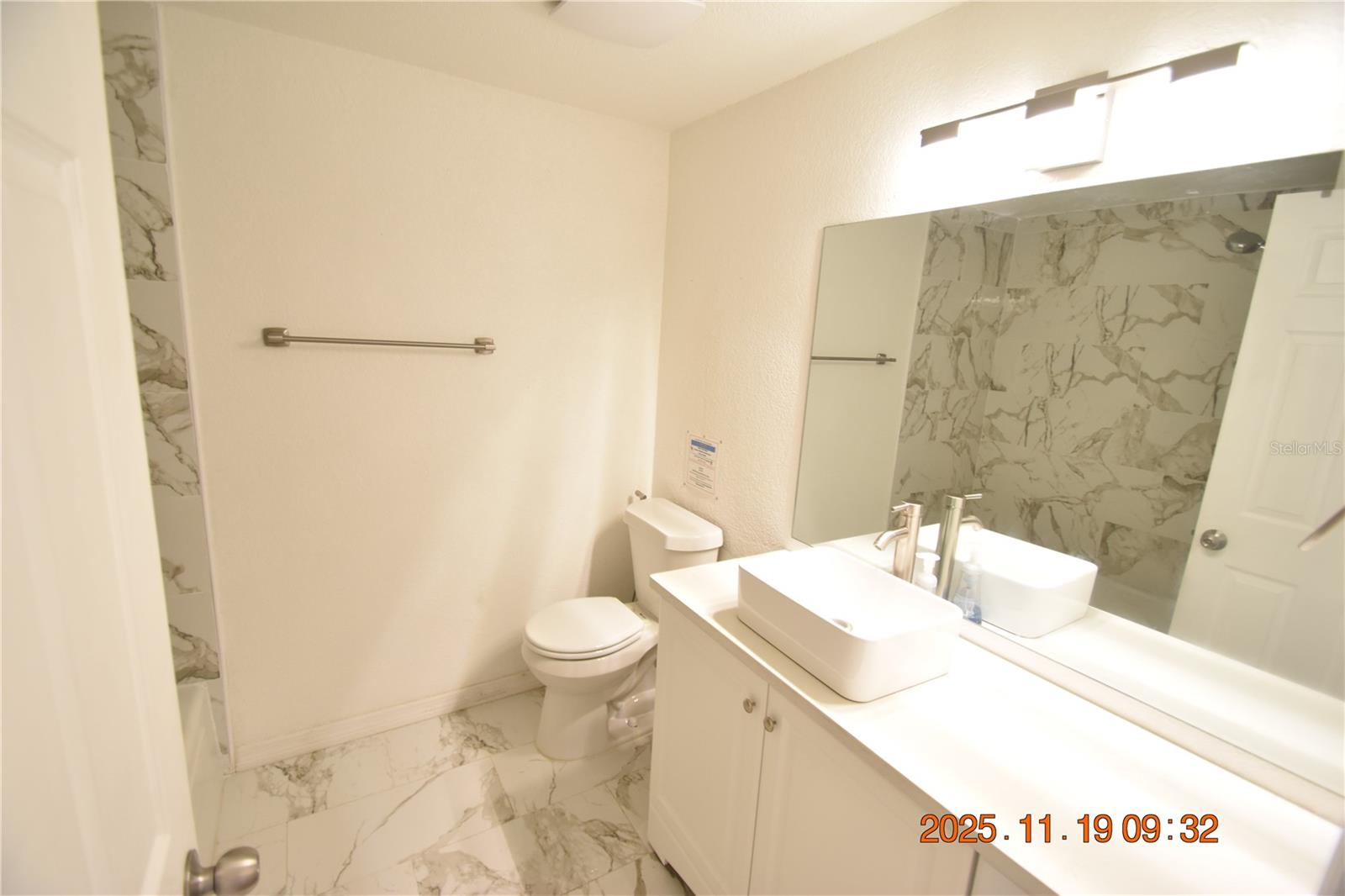 BIG ACRES - Residential Lease