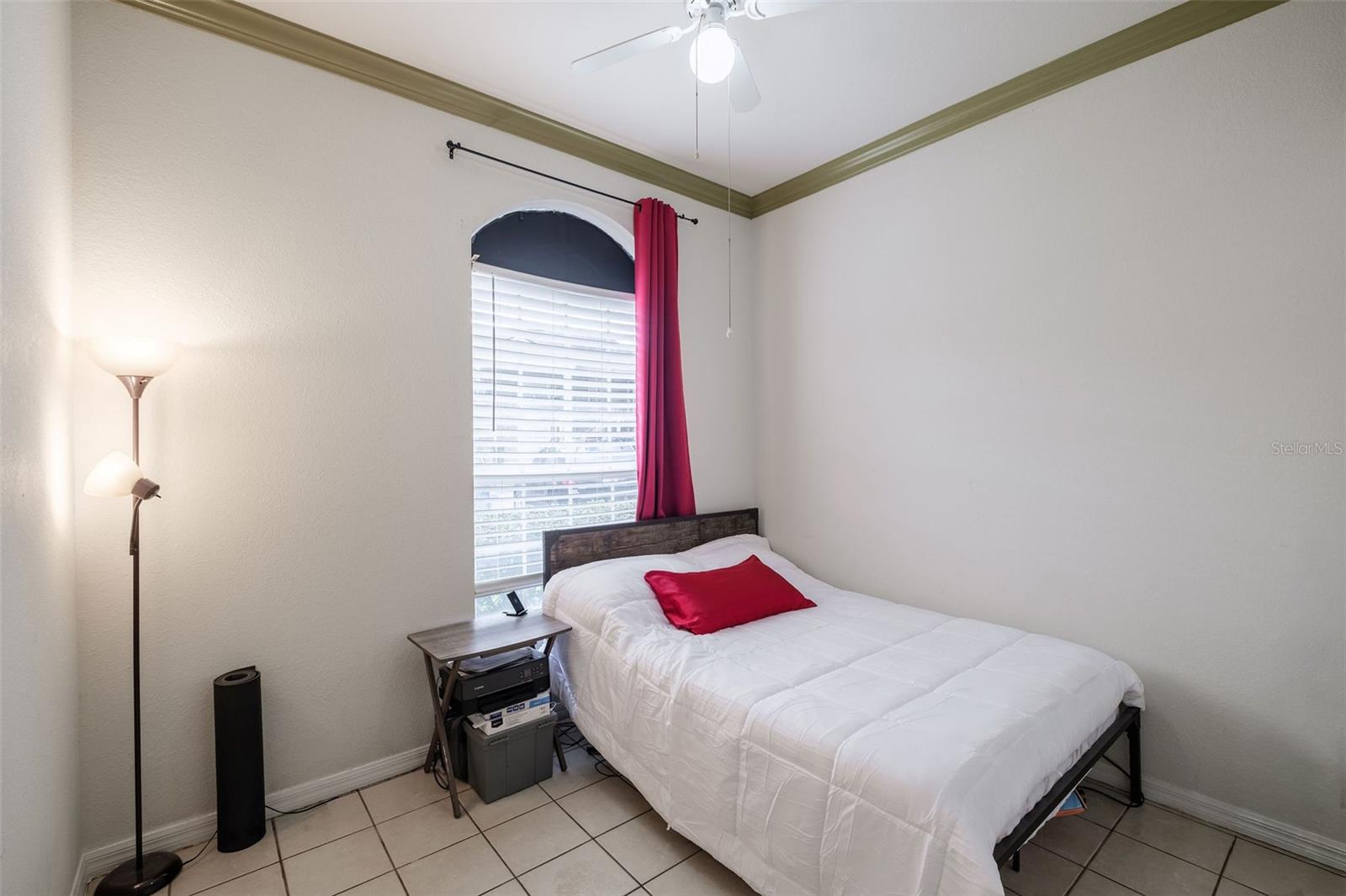 HUNTERS POINTE AT HUNTERS RESERVE A CONDO - Residential
