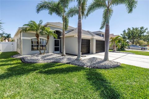 Photo of 511 York Dale Drive, Ruskin, FL 33570 (MLS # TB8372149)