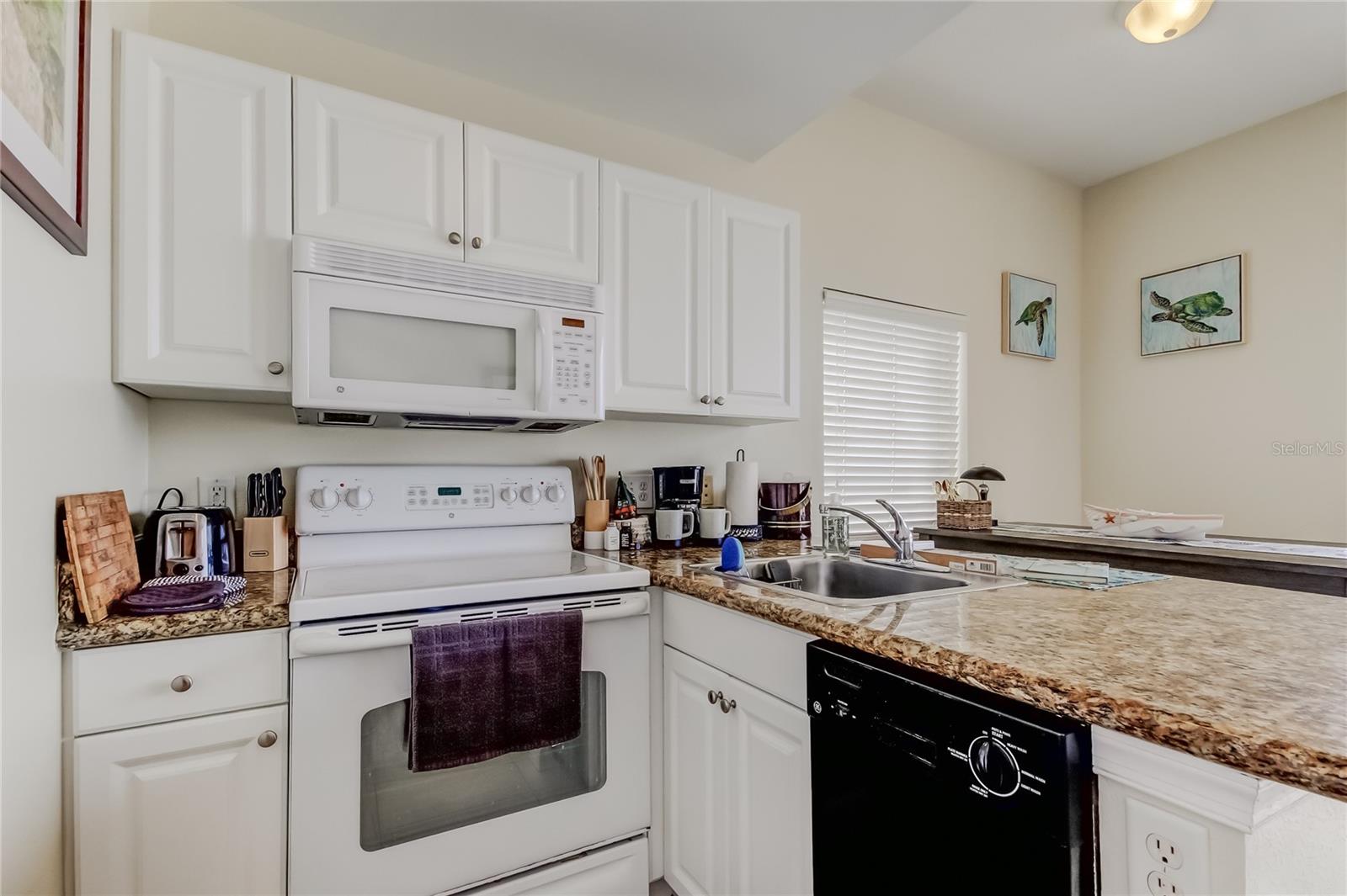 BOCA CIEGA RESORT & MARINA CONDO - Residential