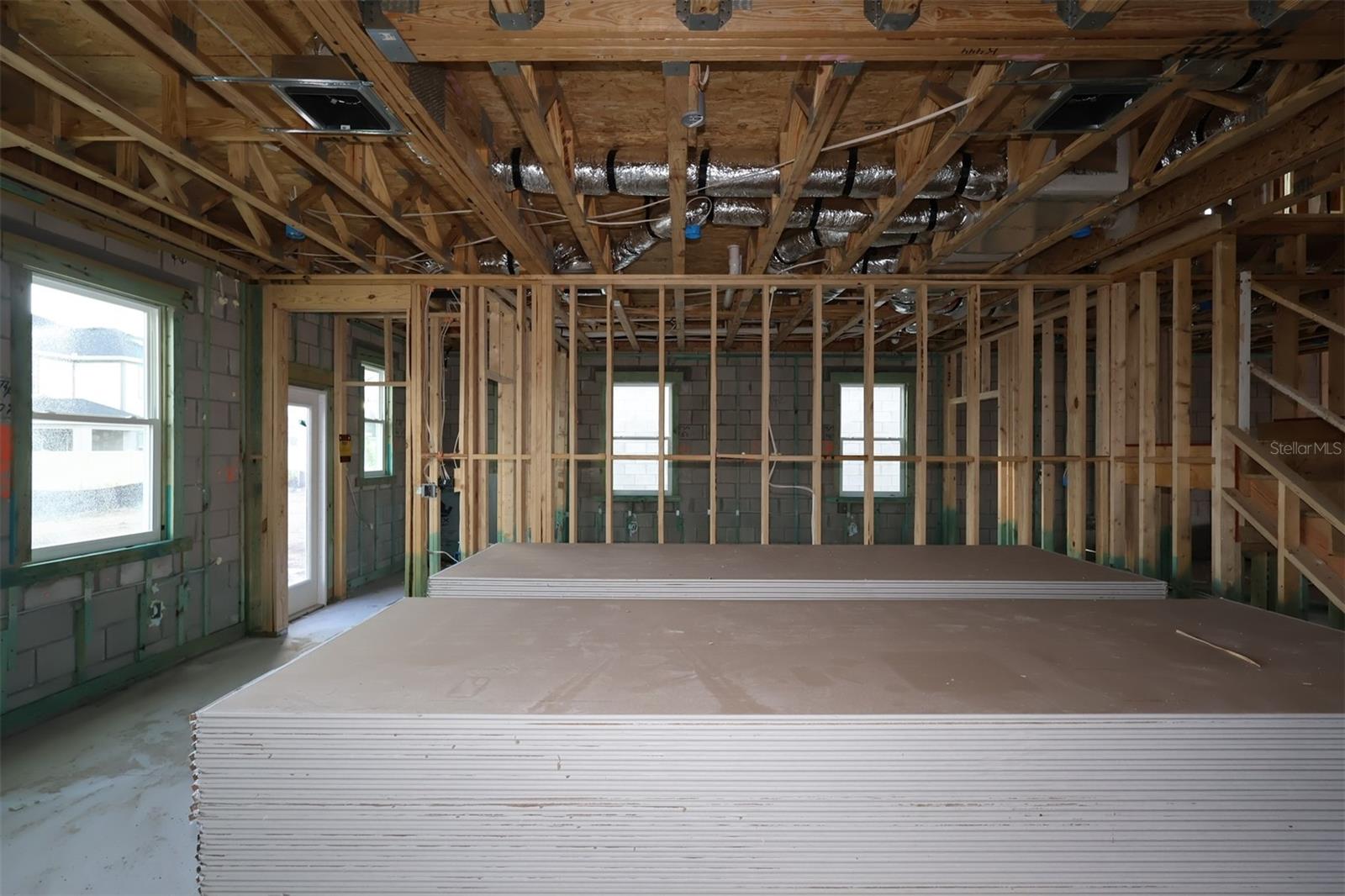 CENTER LAKE ON THE PARK - Residential