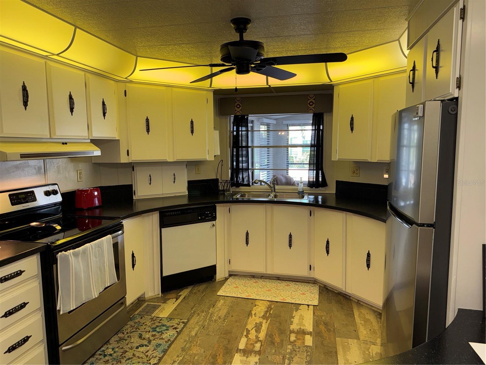41 LAFITTE DRIVE