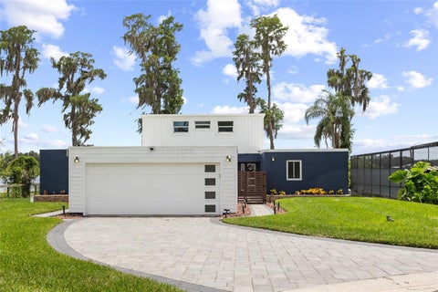 Photo of 18200 Cypress Cove Lane, Lutz, FL 33549 (MLS # TB8544945)