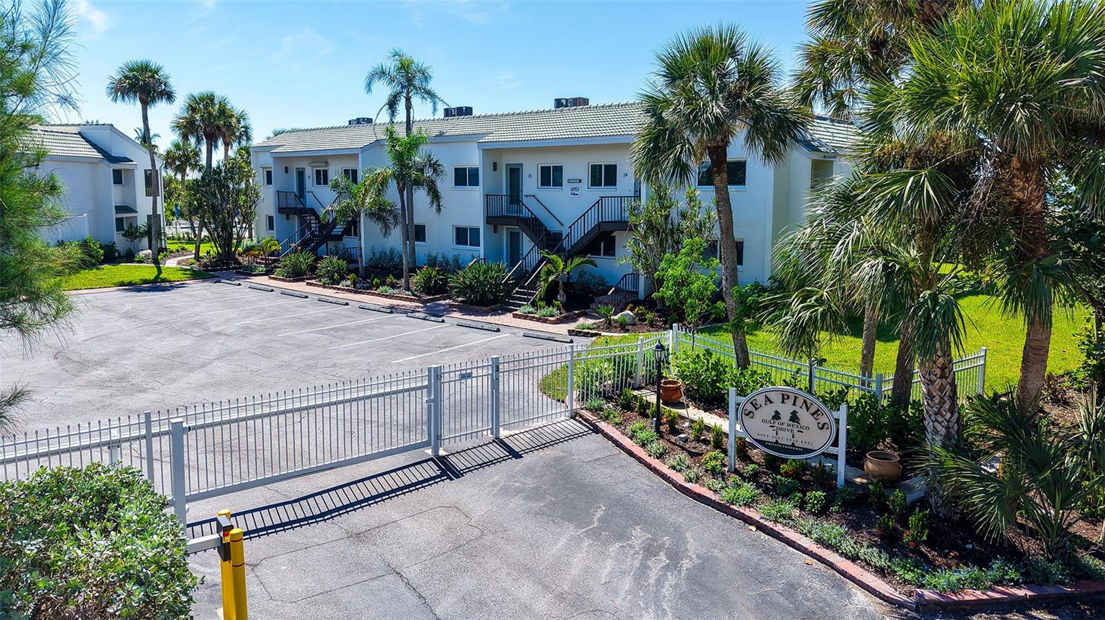 SEA PINES - Residential