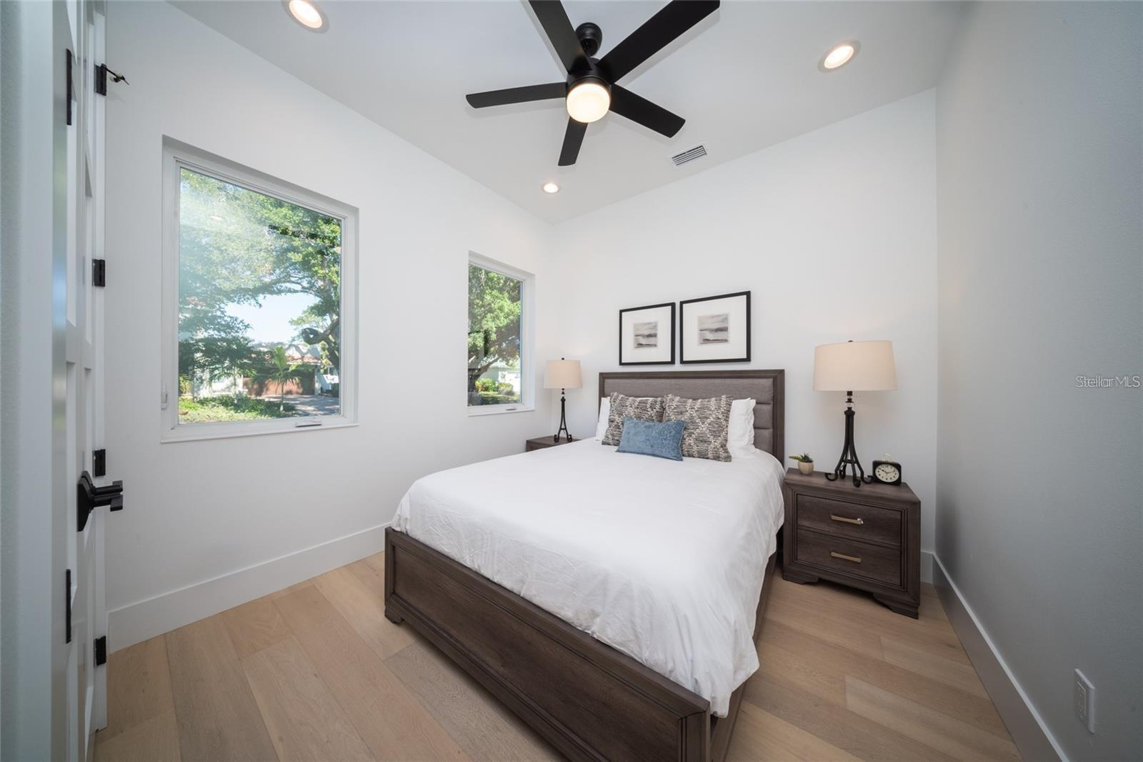 RUSTIC LODGE - Residential