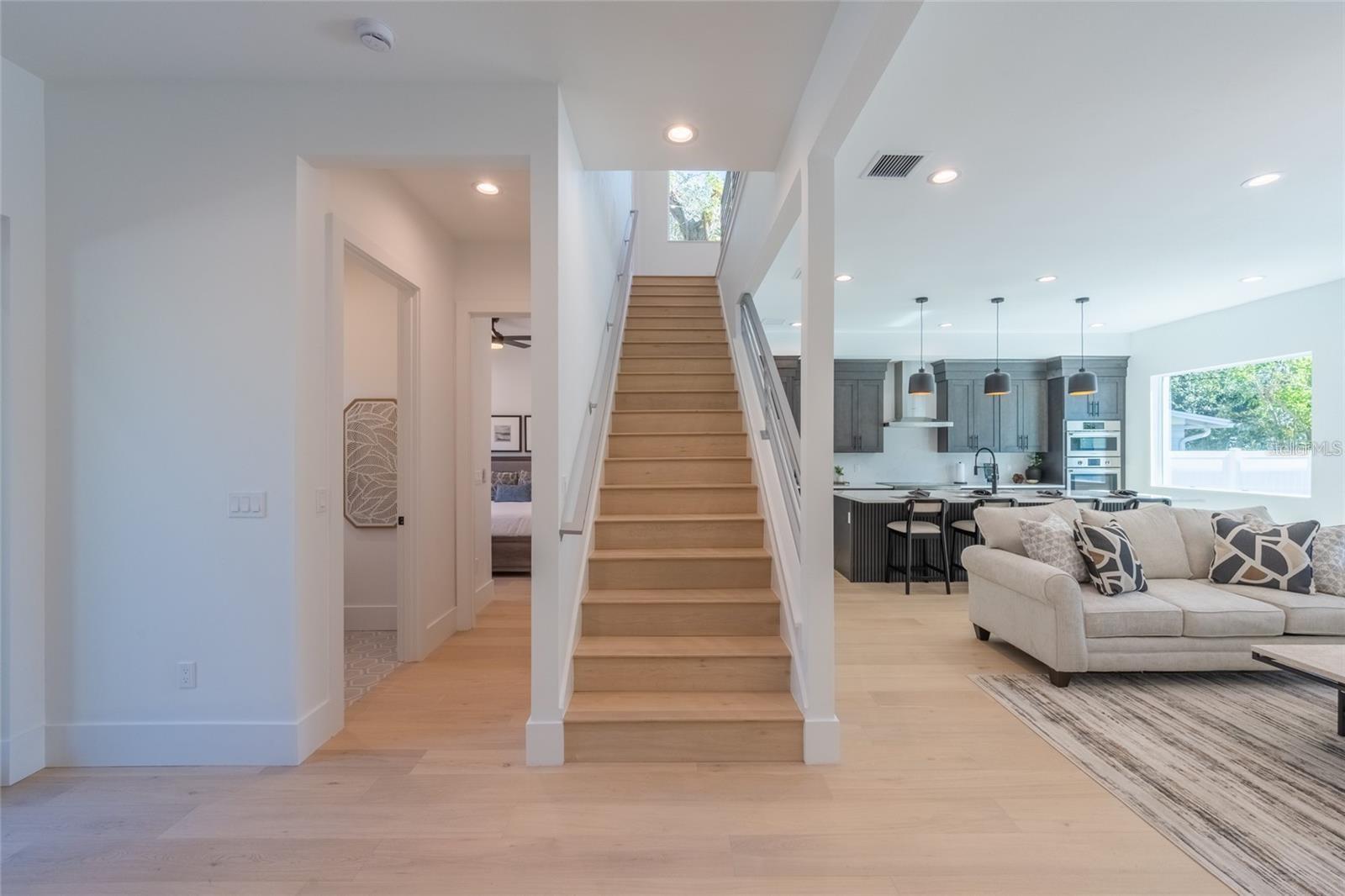 RUSTIC LODGE - Residential