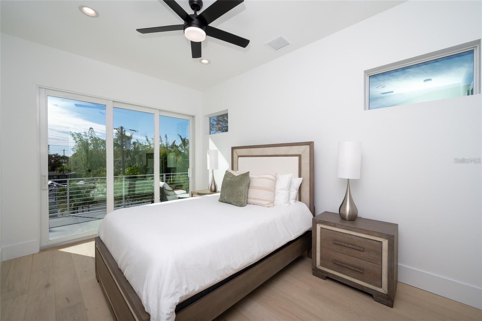 RUSTIC LODGE - Residential