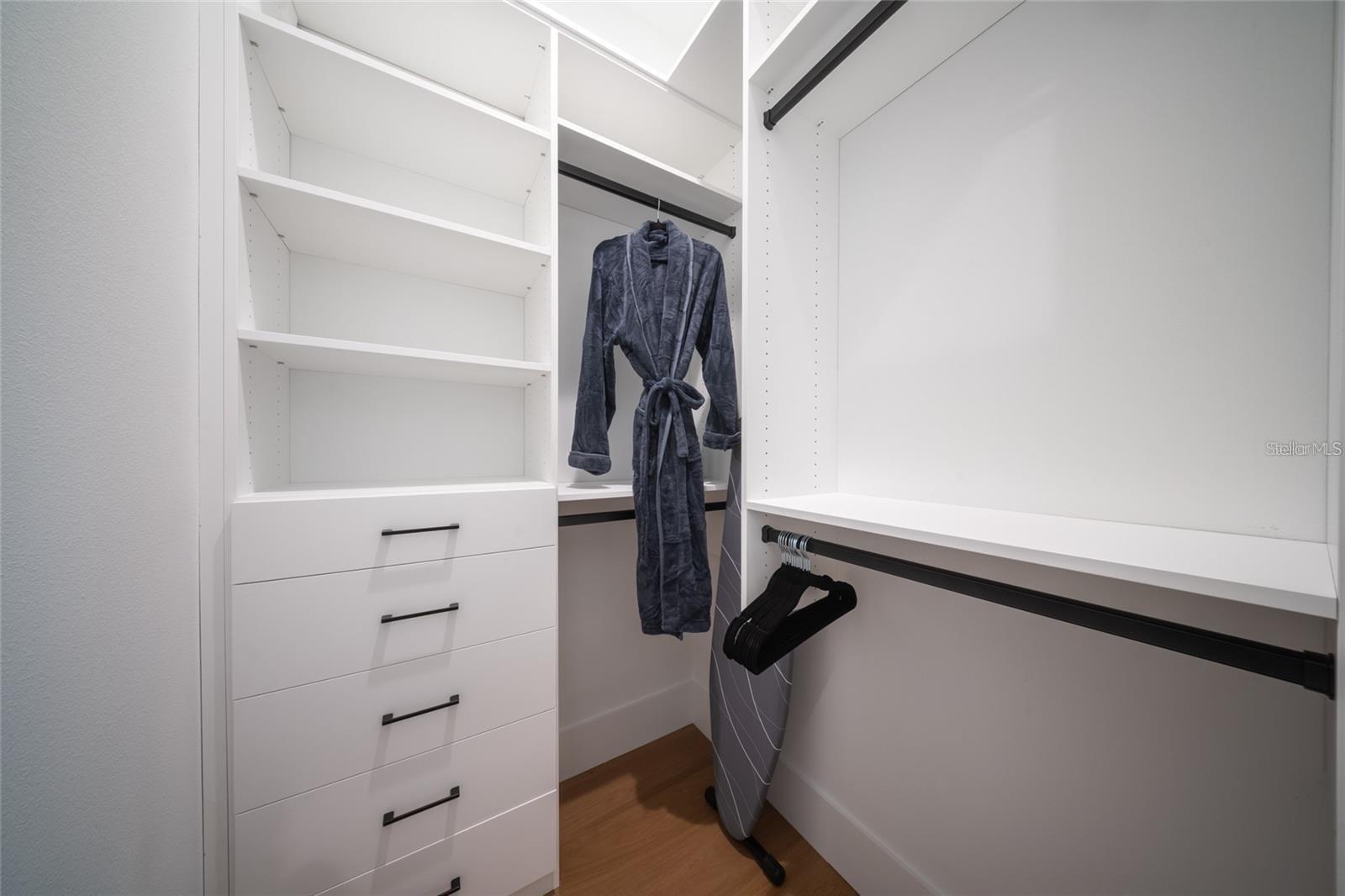 RUSTIC LODGE - Residential