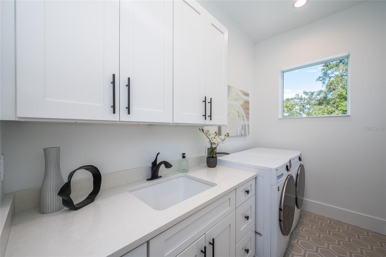 RUSTIC LODGE - Residential