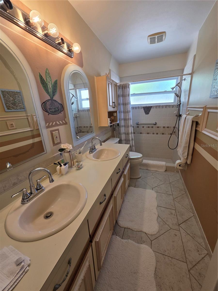 GREENWOOD LAKES UNIT D-3A 1ST ADD - Residential