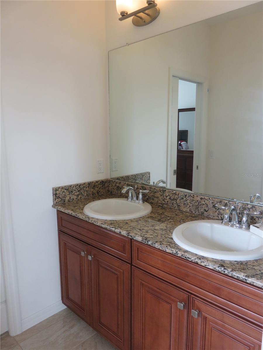 PALMS AT CITRUS PARK - Residential Lease