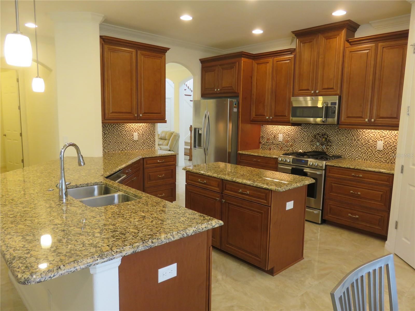 PALMS AT CITRUS PARK - Residential Lease
