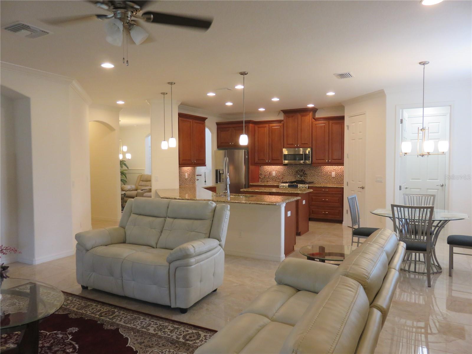 PALMS AT CITRUS PARK - Residential Lease