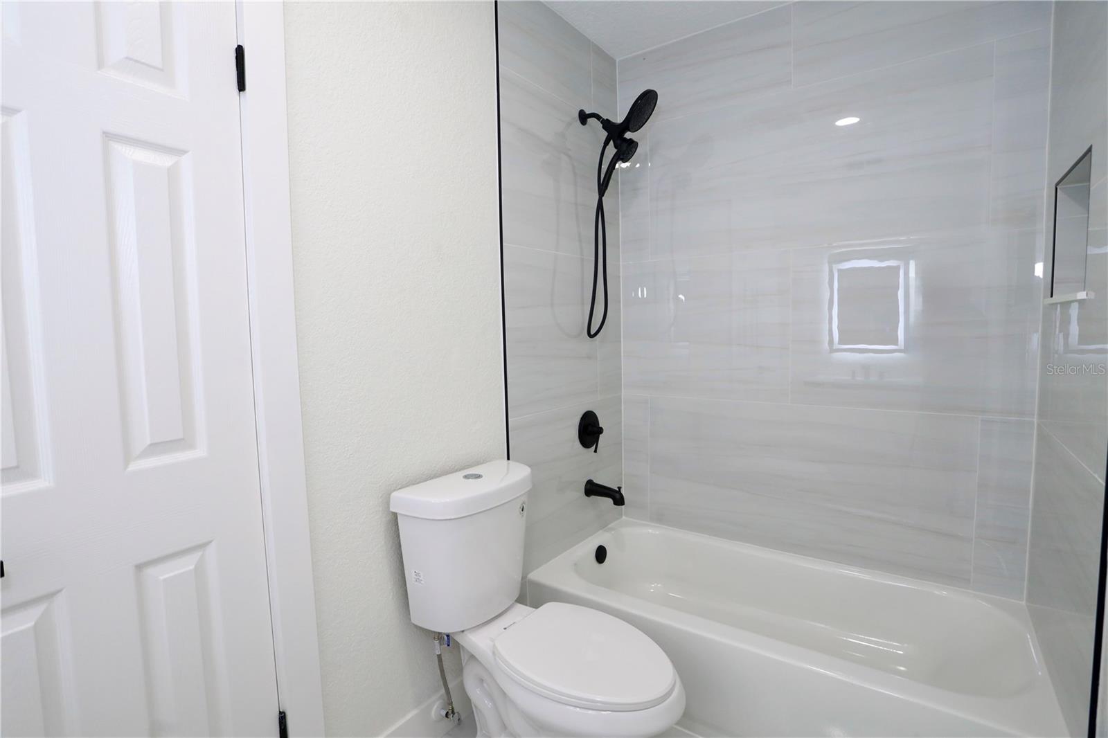 DOMMERICH HILLS 6TH ADD - Residential