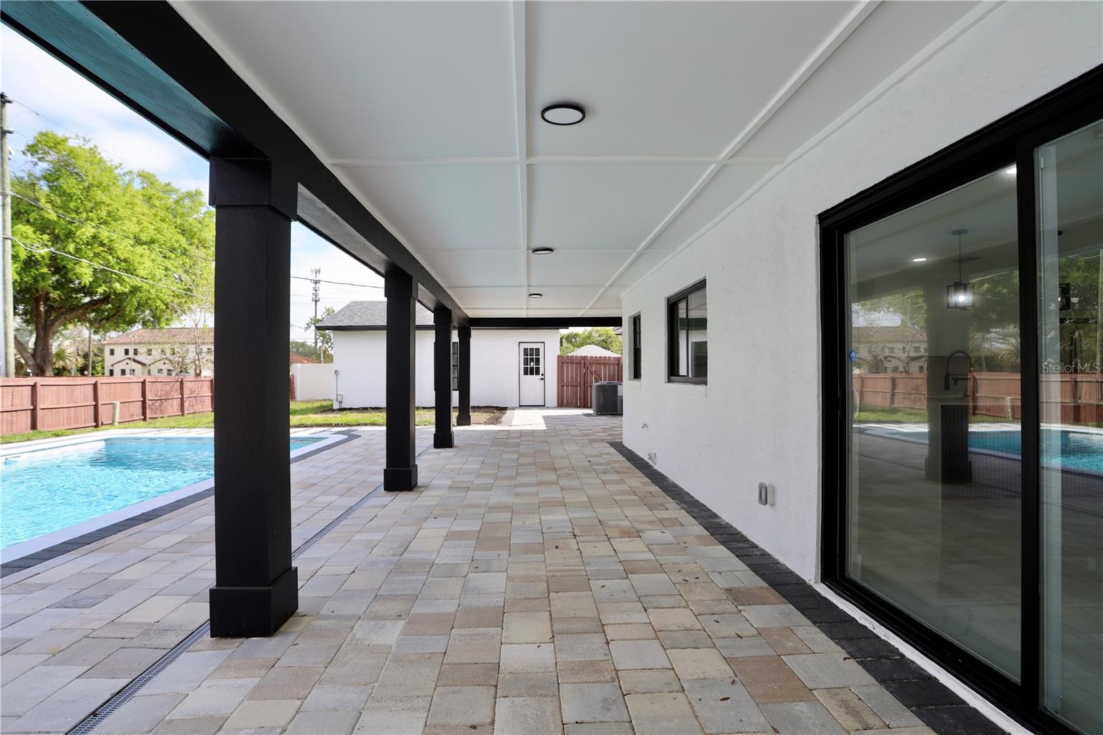 DOMMERICH HILLS 6TH ADD - Residential