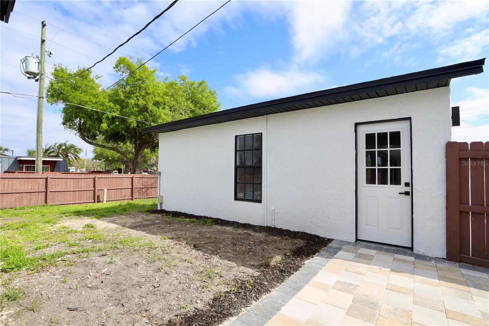 DOMMERICH HILLS 6TH ADD - Residential